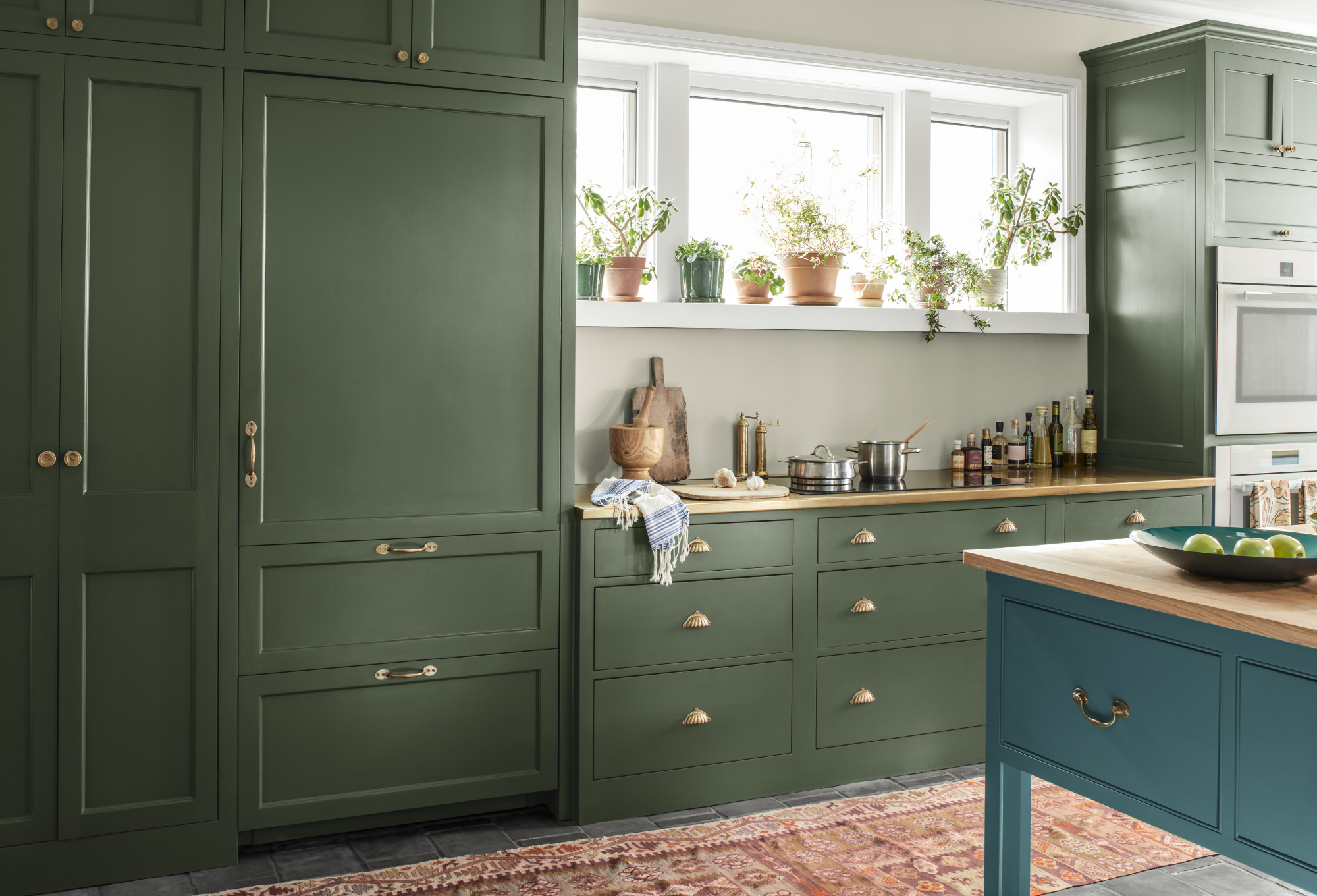 Why Green Is It for 2025: Embrace Moss & Nature‑Inspired Tones with Benjamin Moore Paint