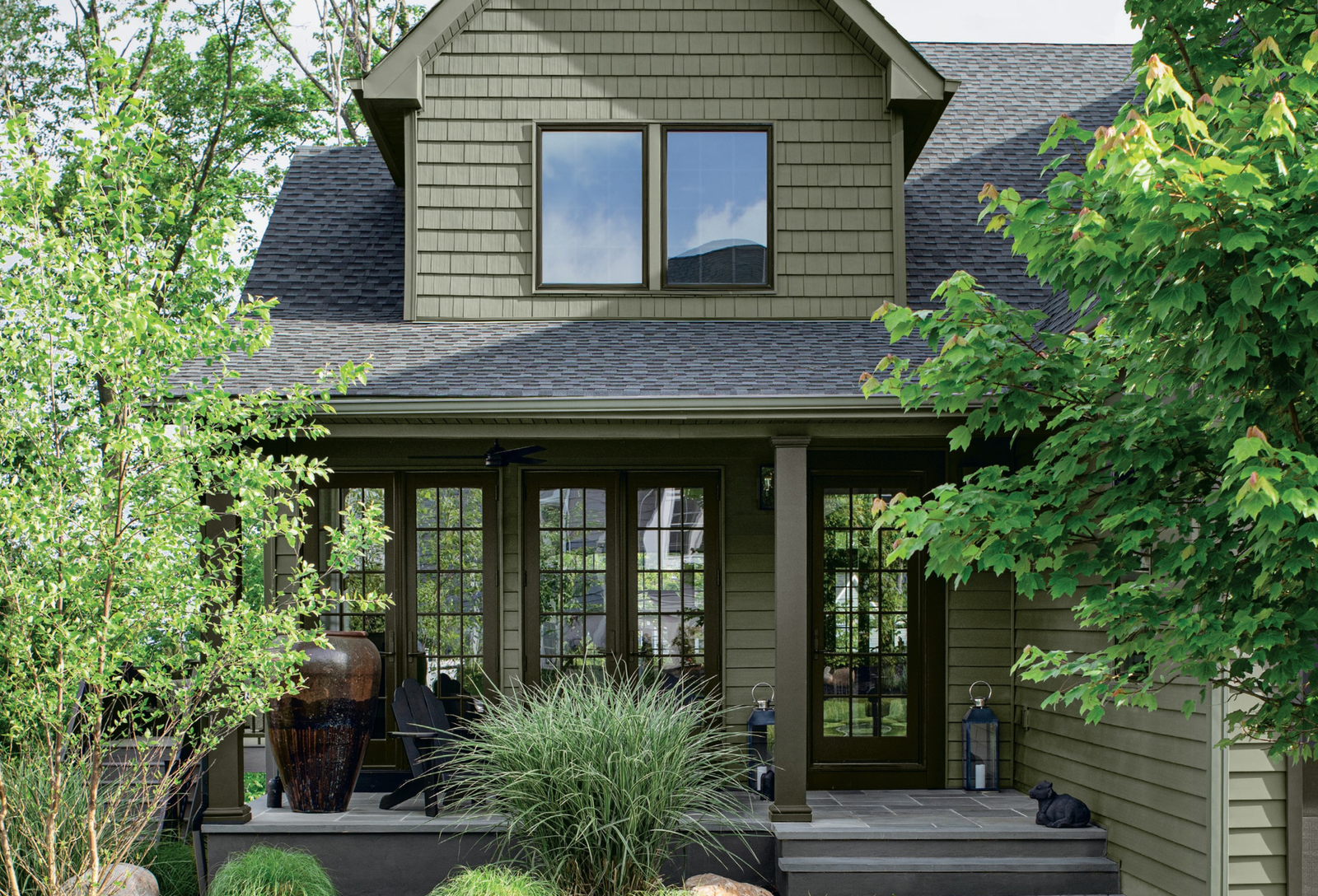 Choosing the Best Exterior Paint for Humid Climates: A Texas Homeowner’s Guide